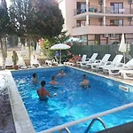 Family Romantik 3*